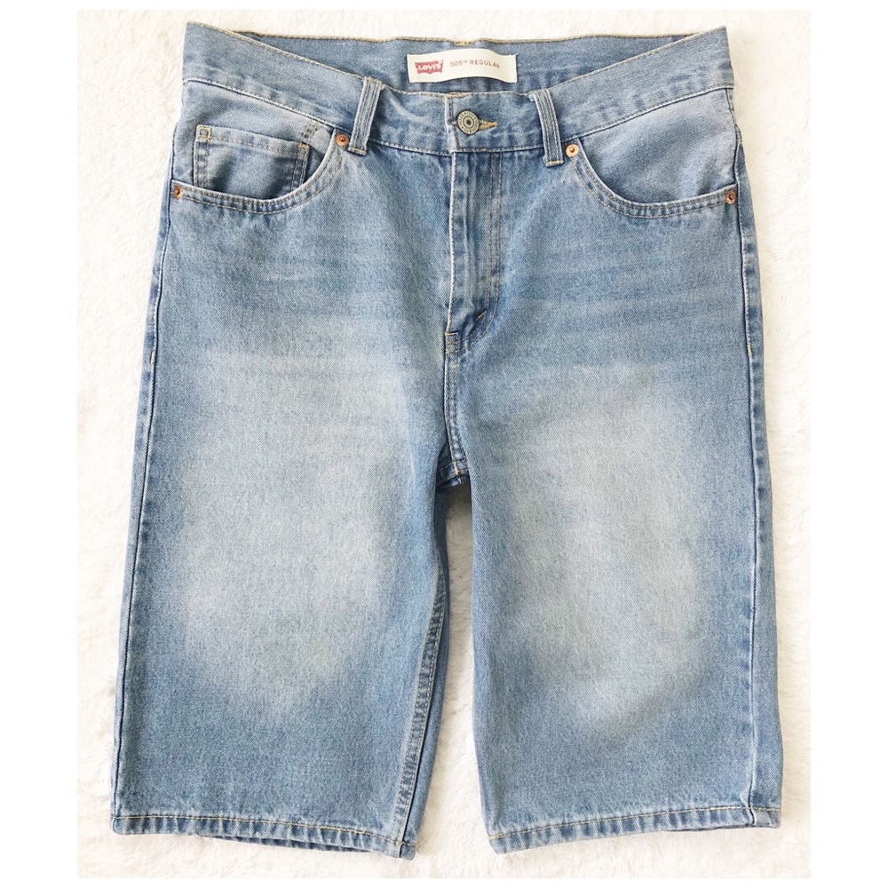 Levi’s ♥️ 505 Long Shorts 🦩